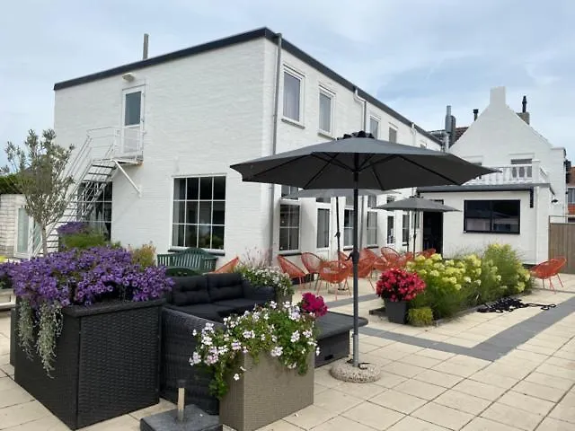 Maurice Hotel